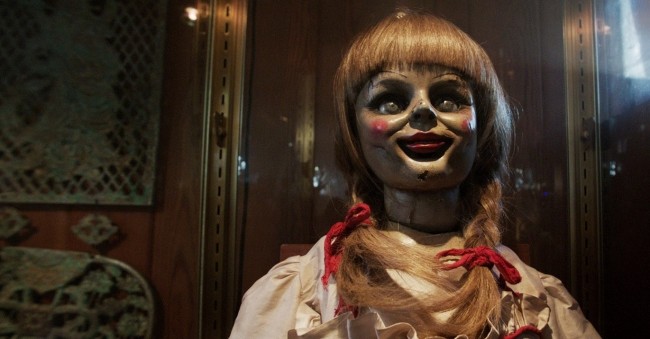Annabelle-Movie-2014-HD-Horror-Doll-Wallpapers-Download-02